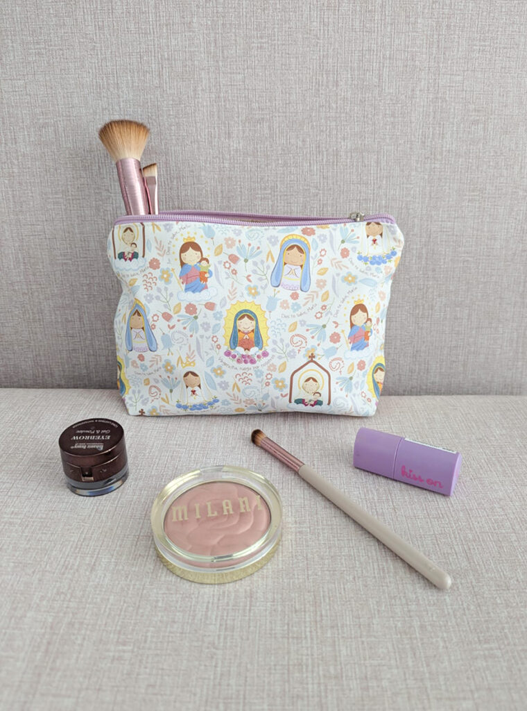 Cosmetiquera Advocaciones Marianas